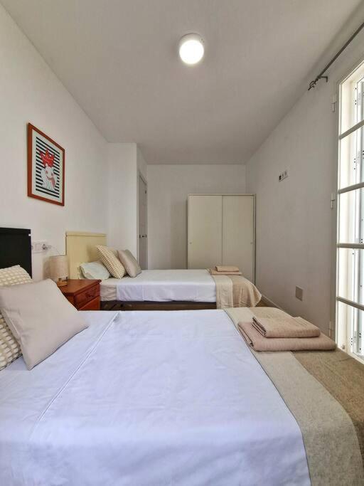 Encantador Duplex Para 6 A 1 Minuto De La Playa Benalmádena Exterior foto